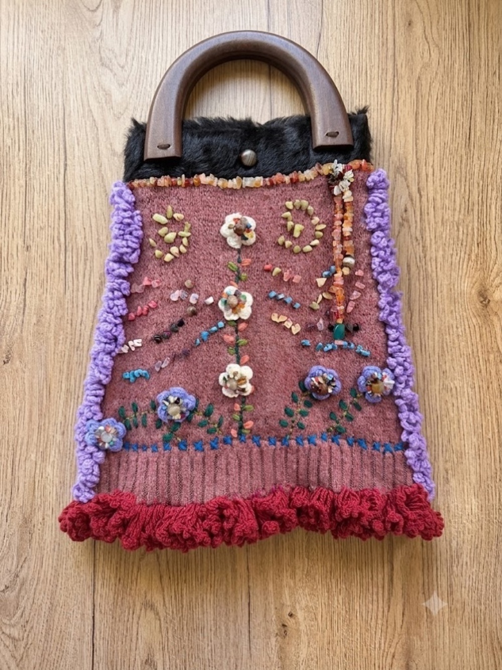 NEW Handmade Artisan Knit Tote Bag Natural Stone Beaded Floral Purse Wood Handle - Picture 3 of 11